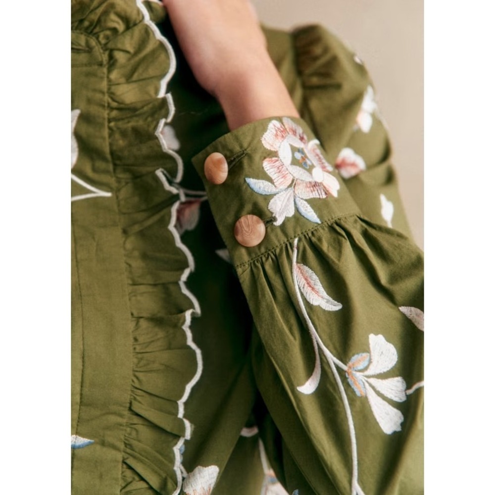 Sezane Coline Embroidered Flowers On Khaki Green Background Blouse Size 36 US 4 - Picture 2 of 9